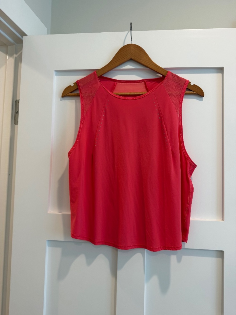 Lululemon Sculpt Cropped Tank Top Color:Lip Gloss Sz 12